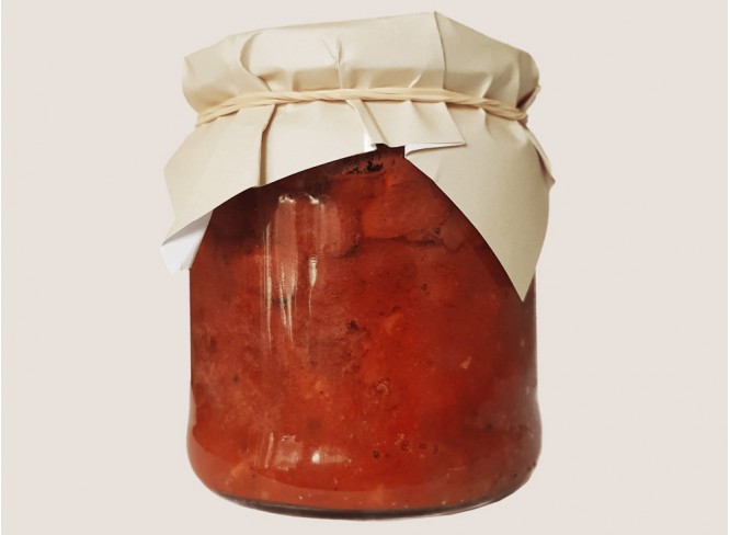Говядина в томатном соусе с фасолью. Масса нетто - 415 гр